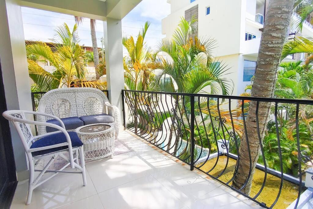 Beautifully Updated In The Heart Of Town Apartment Cabarete Exterior photo